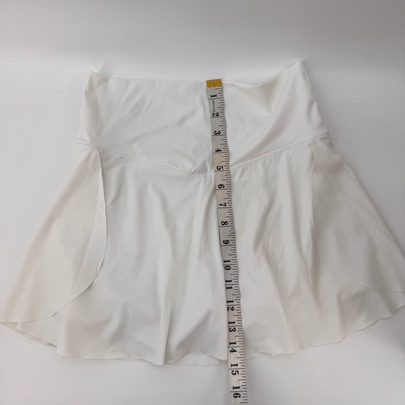 Women's Athletic Skirt with Built-in Bike Short Small - Picture 6 of 6